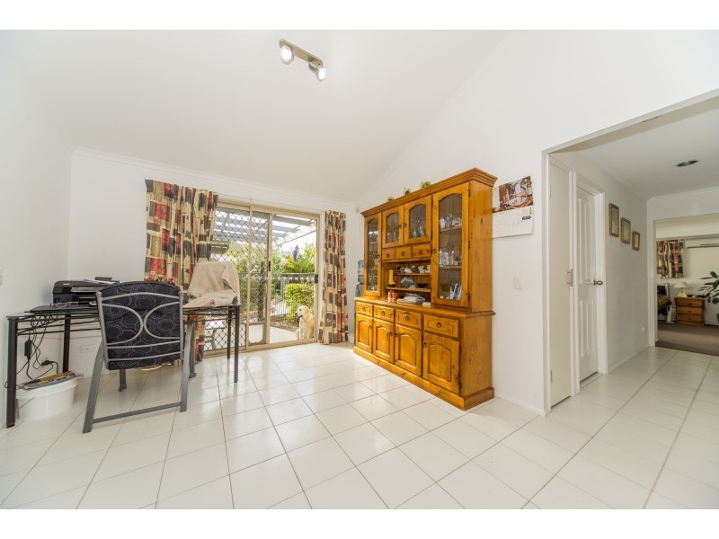 49 Mildura Drive, Helensvale QLD 4212