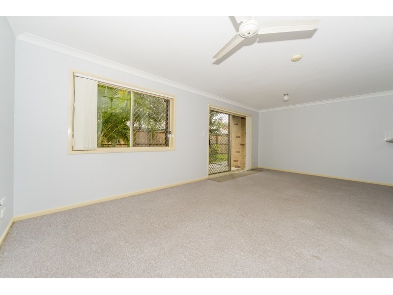 6/2 Brown Street, Labrador QLD 4215