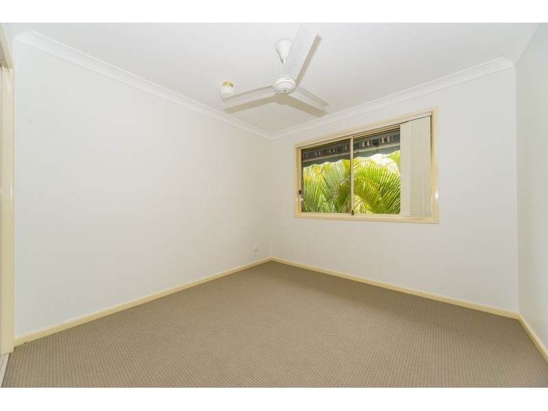 6/2 Brown Street, Labrador QLD 4215
