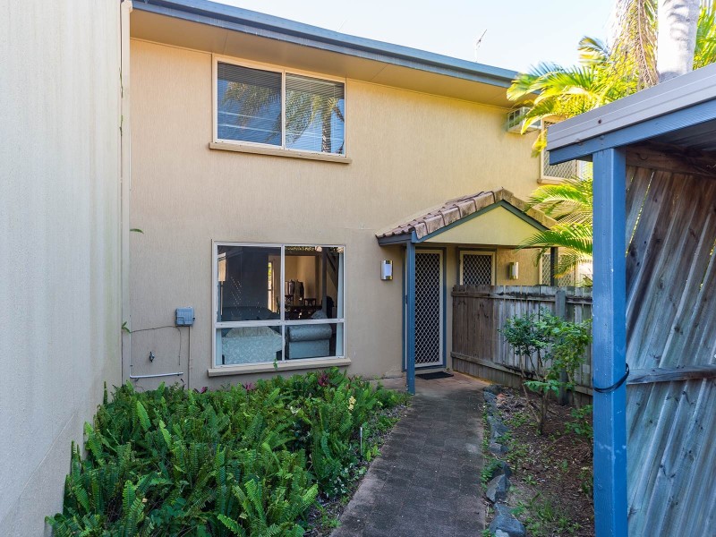 44/63 Olsen Avenue, Labrador QLD 4215