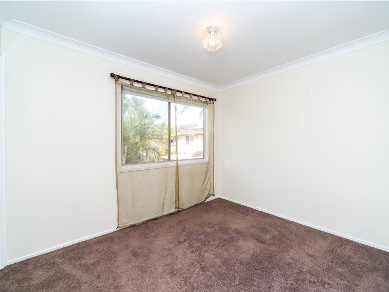 33/21 Usher Avenue, Labrador QLD 4215