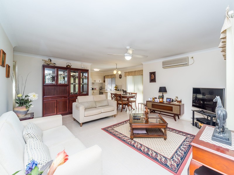 10/208 Central Street, Labrador QLD 4215