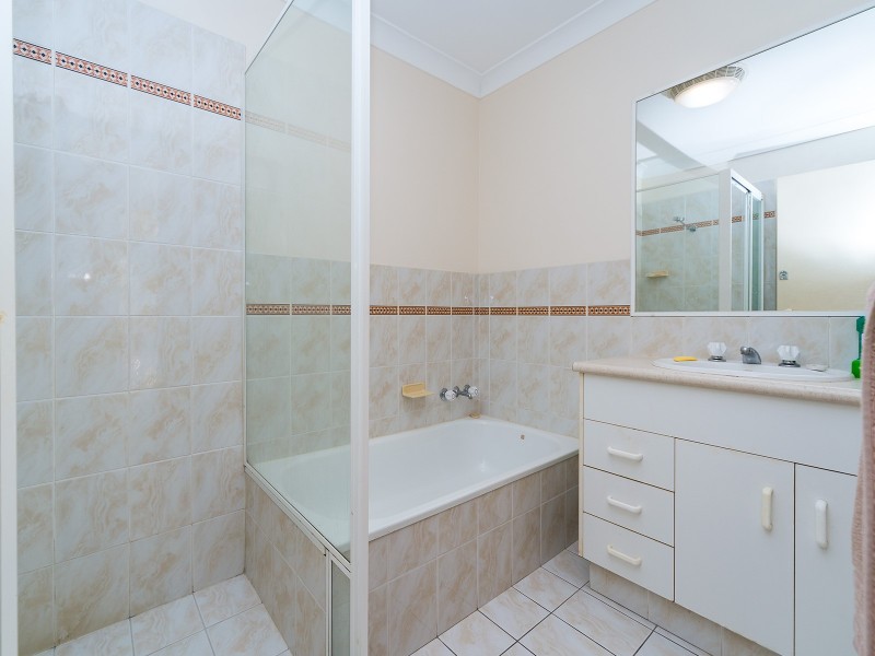 10/208 Central Street, Labrador QLD 4215