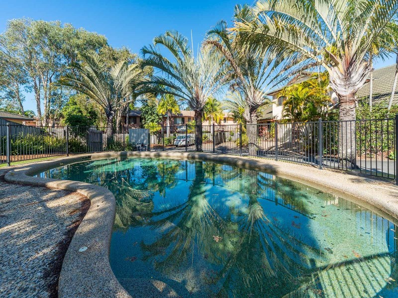 10/208 Central Street, Labrador QLD 4215