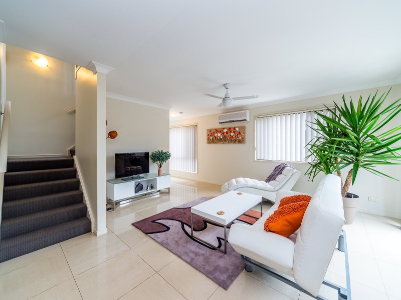 3/53 Gordon Street, Labrador QLD 4215