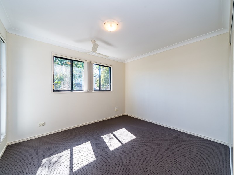 3/53 Gordon Street, Labrador QLD 4215