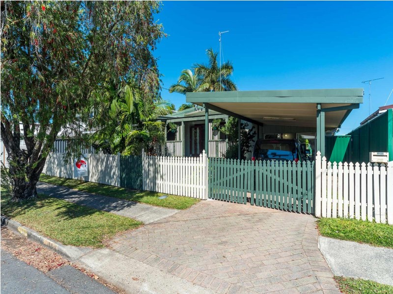 58 Whiting Street, Labrador QLD 4215