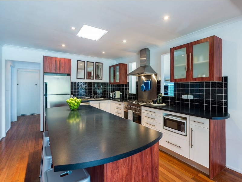 58 Whiting Street, Labrador QLD 4215