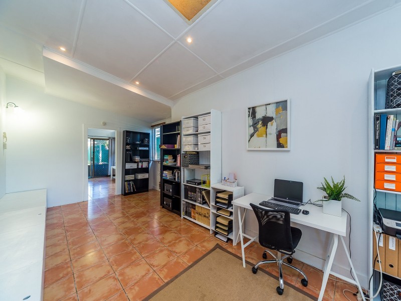 58 Whiting Street, Labrador QLD 4215