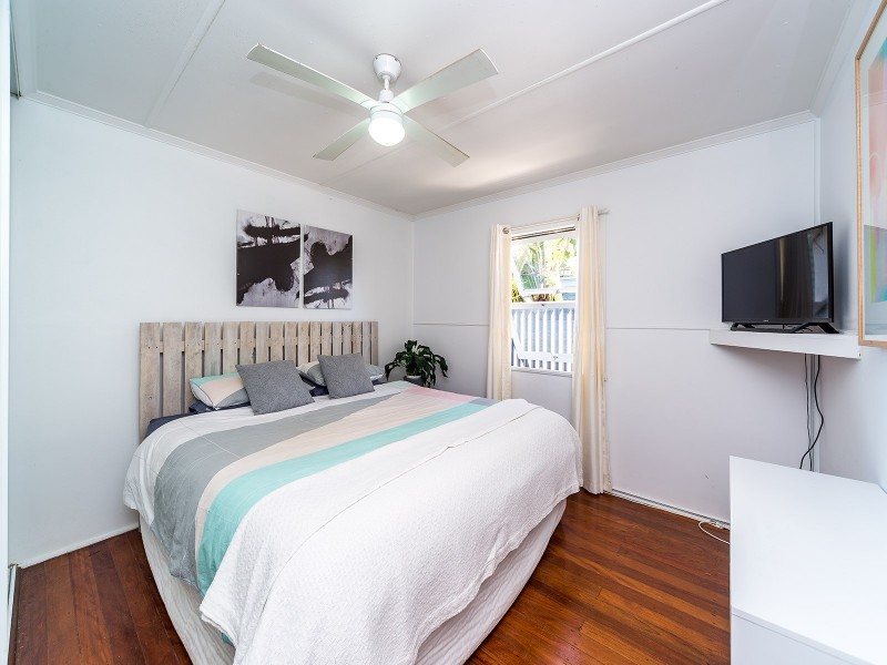 58 Whiting Street, Labrador QLD 4215