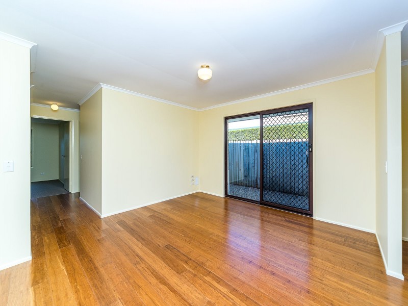 2/10 Hentdale Court, Labrador QLD 4215