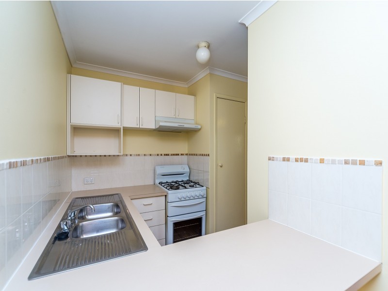 2/10 Hentdale Court, Labrador QLD 4215