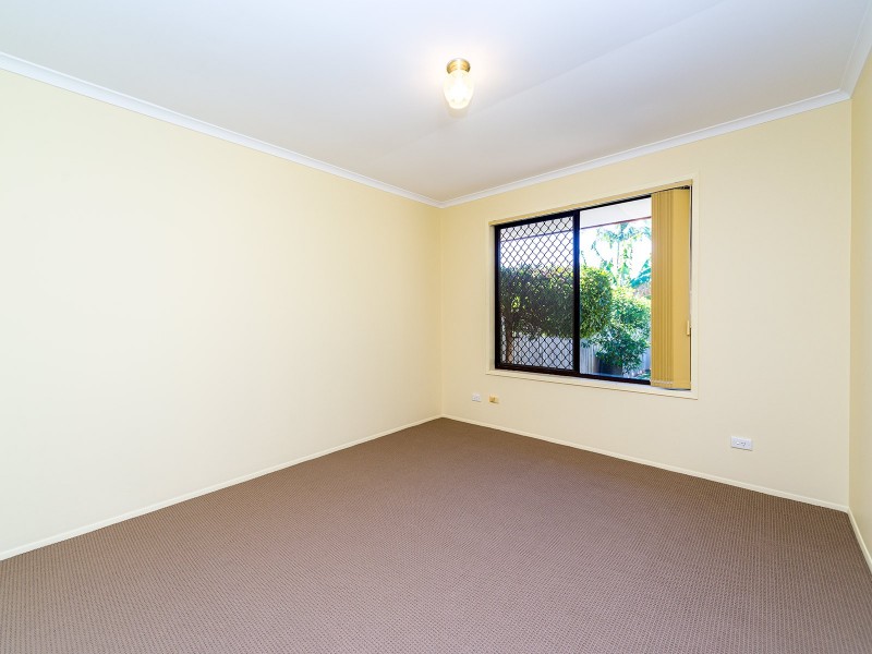 2/10 Hentdale Court, Labrador QLD 4215