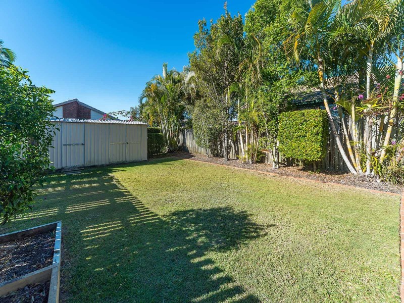 2/10 Hentdale Court, Labrador QLD 4215