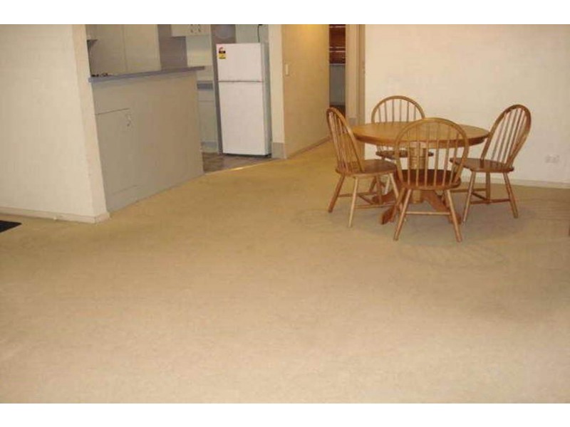 1/111 Frank Street, Labrador QLD 4215