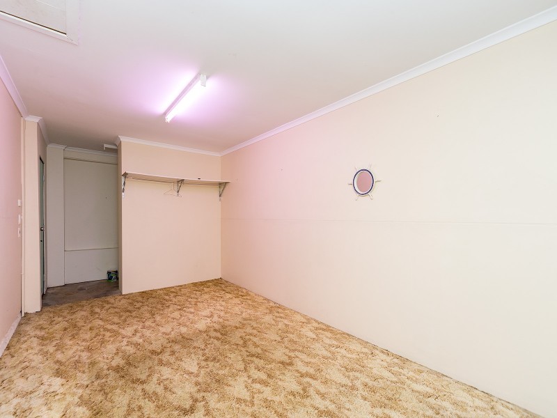 2/320 Government Road, Labrador QLD 4215