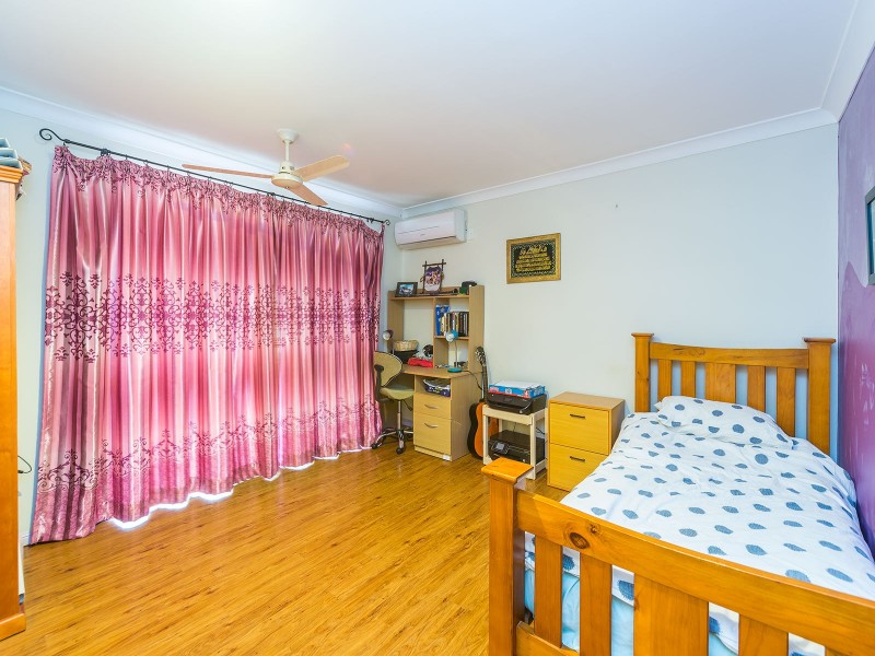78 Open Drive, Arundel QLD 4214