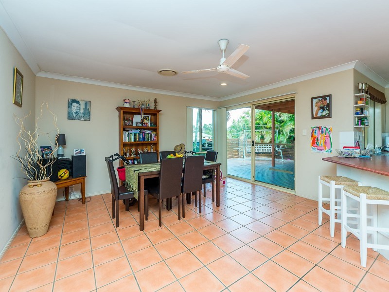 1 Kite Circuit, Arundel QLD 4214