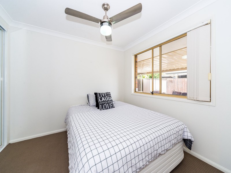 1/23 Coventry Court, Labrador QLD 4215