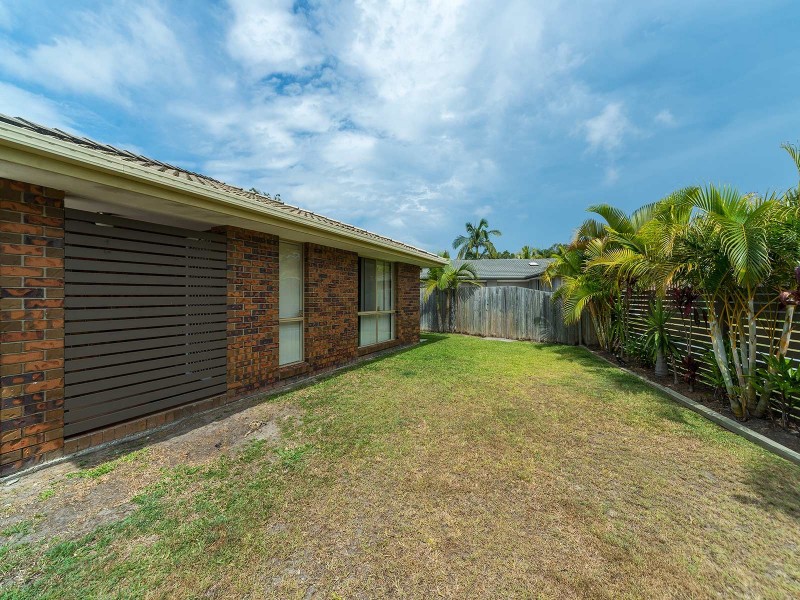 1/23 Coventry Court, Labrador QLD 4215