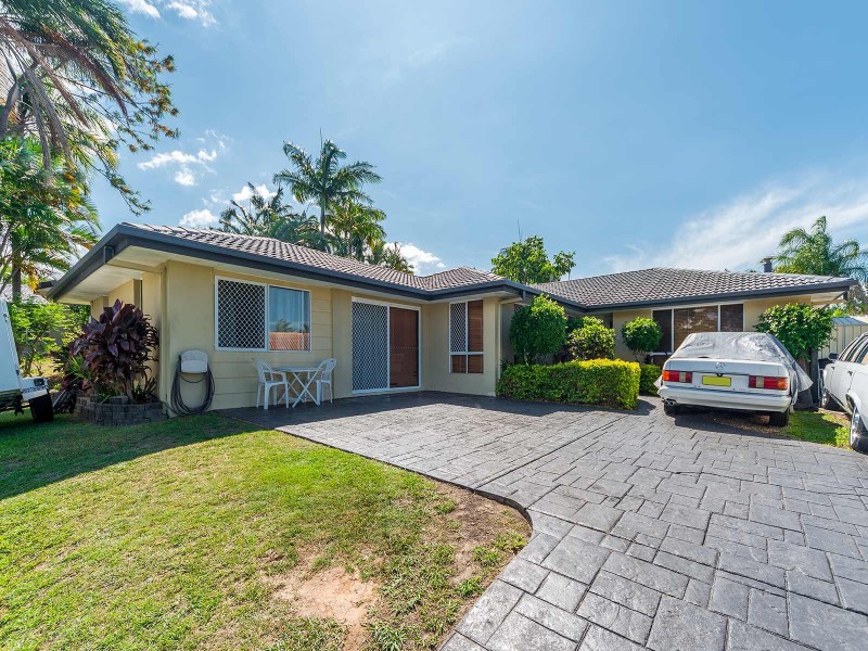 3 Collingwood Court, Arundel QLD 4214