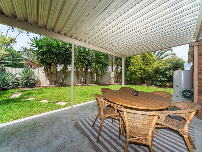 1/196 Whiting Street, Labrador QLD 4215