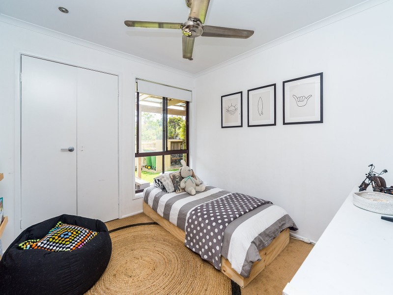 1/196 Whiting Street, Labrador QLD 4215