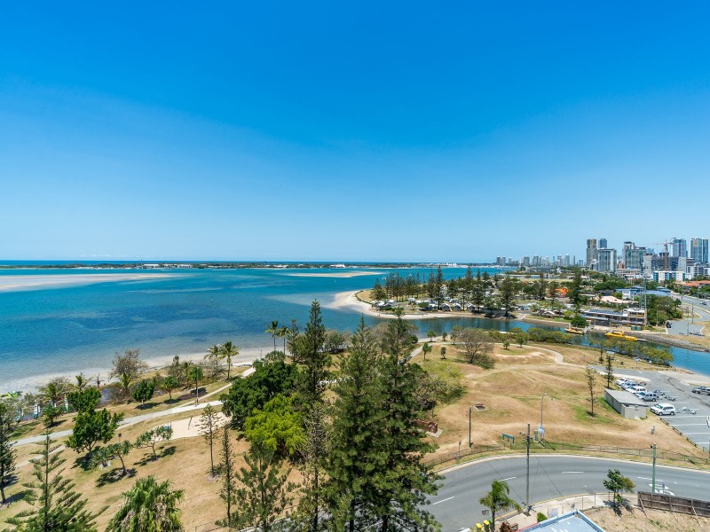 1110/182 Marine Parade, Labrador QLD 4215