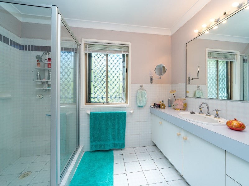 14 Collingwood Court, Arundel QLD 4214