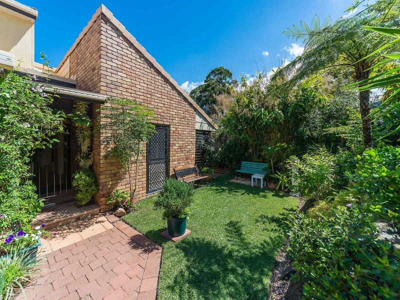 14 Collingwood Court, Arundel QLD 4214