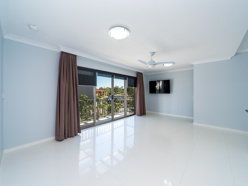 13/18-22 Parker Street, Labrador QLD 4215
