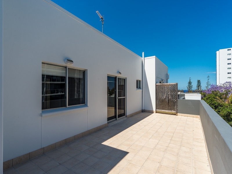 13/18-22 Parker Street, Labrador QLD 4215
