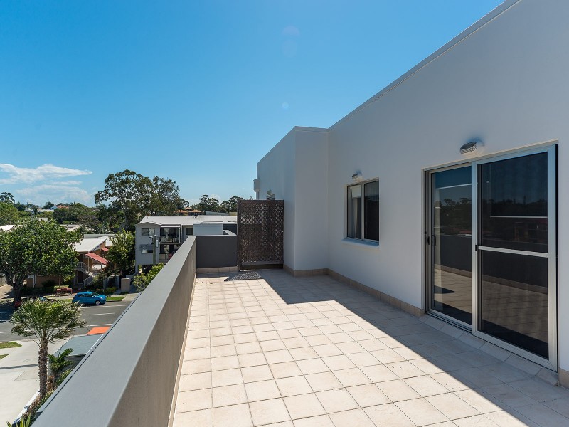 13/18-22 Parker Street, Labrador QLD 4215