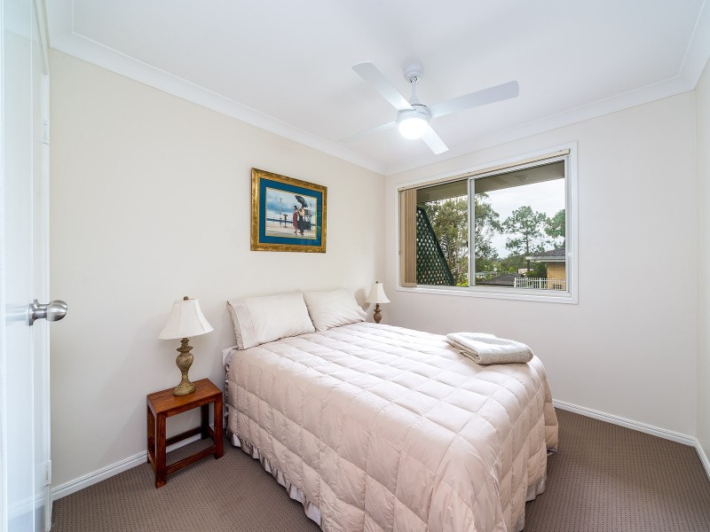 4/27 Ashbourne Terrace, Biggera Waters QLD 4216
