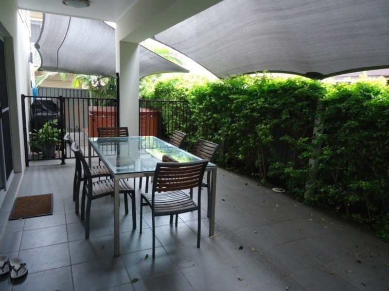 26B Gordon Street, Labrador QLD 4215