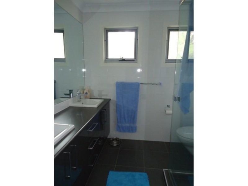 26B Gordon Street, Labrador QLD 4215