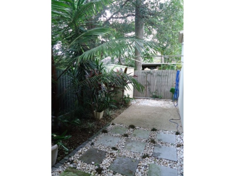 26B Gordon Street, Labrador QLD 4215