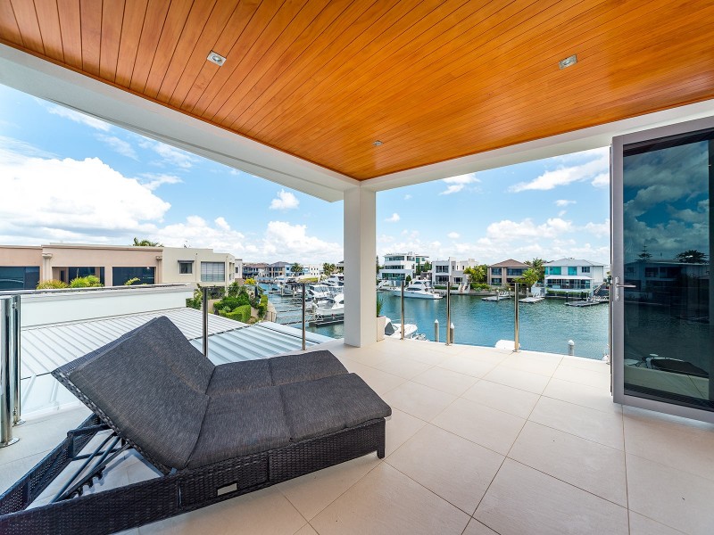 64 The Sovereign Mile, Paradise Point QLD 4216