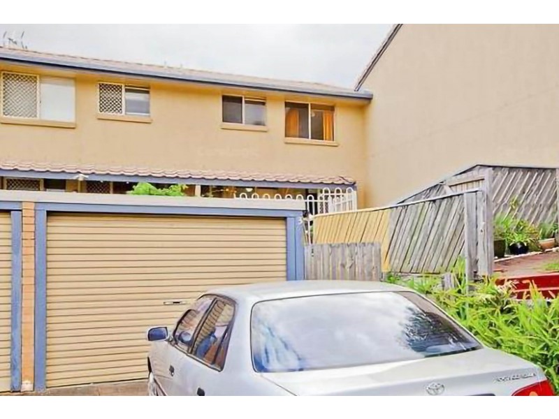 3/63 Olsen Avenue, Labrador QLD 4215