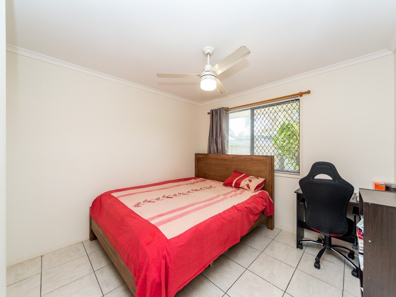 1/193 Olsen Avenue, Labrador QLD 4215