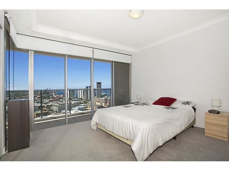 32108/9 Lawson Street, Southport QLD 4215