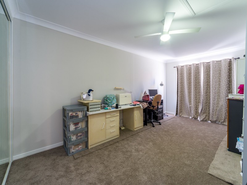 2/5 Riccarton Place, Labrador QLD 4215