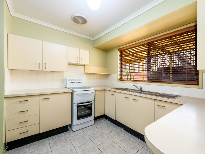 1/18 Hentdale Court, Labrador QLD 4215