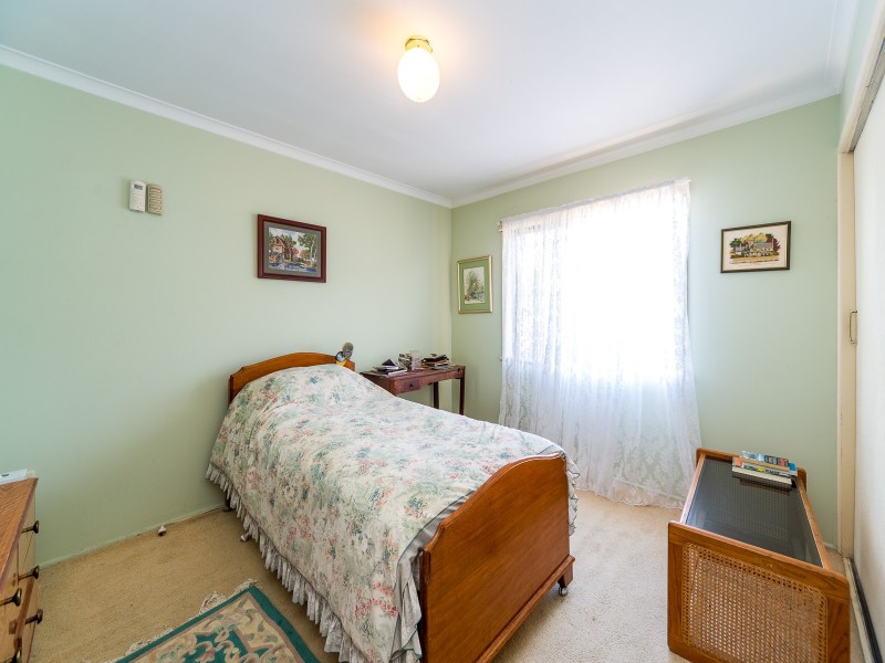 50 Lind Avenue, Southport QLD 4215