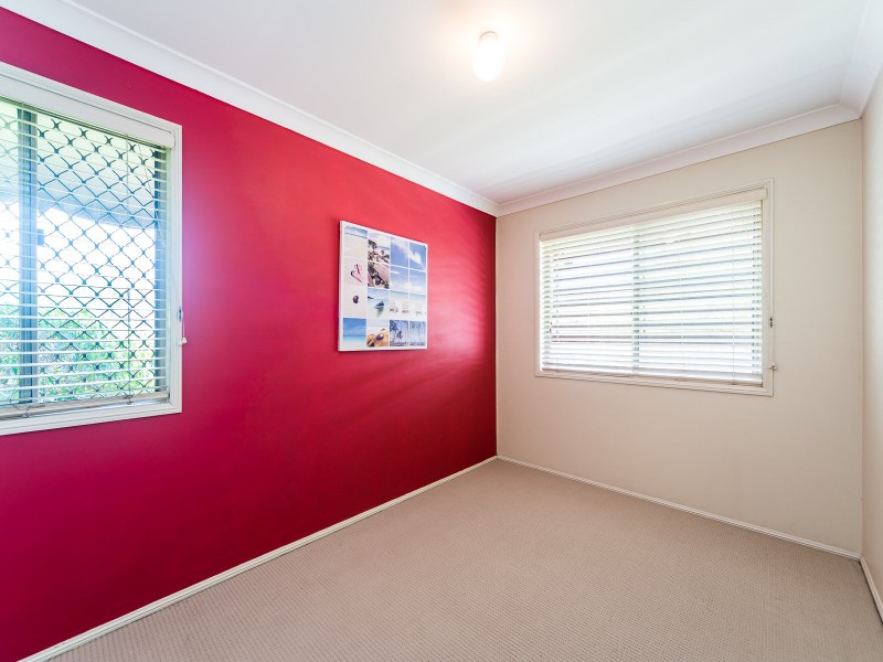 1/144 Whiting Street, Labrador QLD 4215