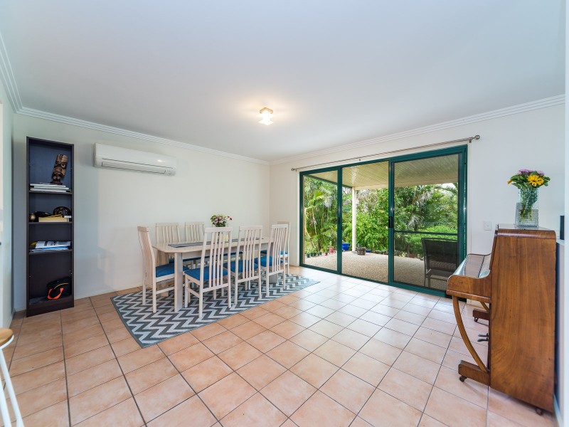 60 Ingles Circuit, Arundel QLD 4214