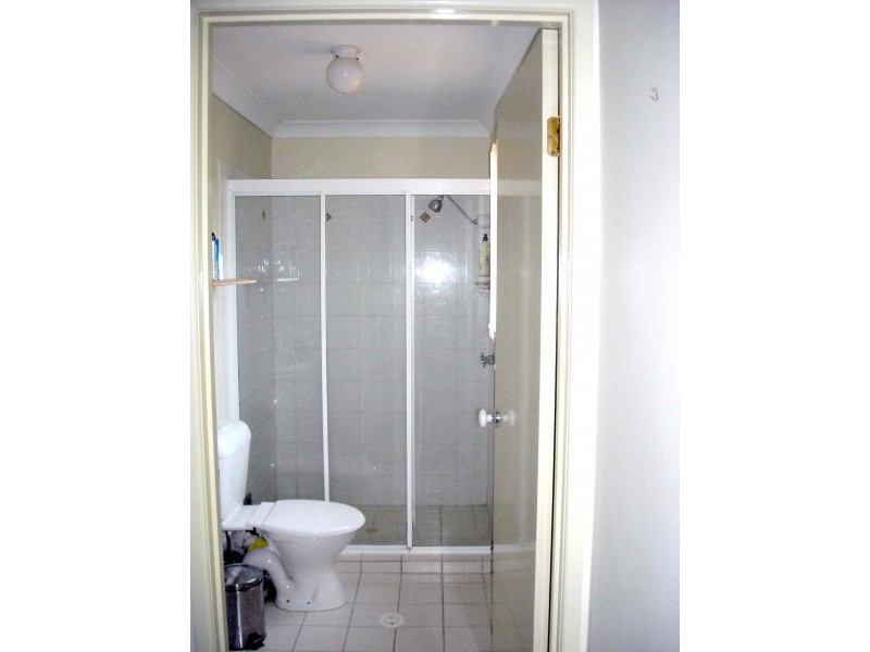 6/183 Government Road, Labrador QLD 4215