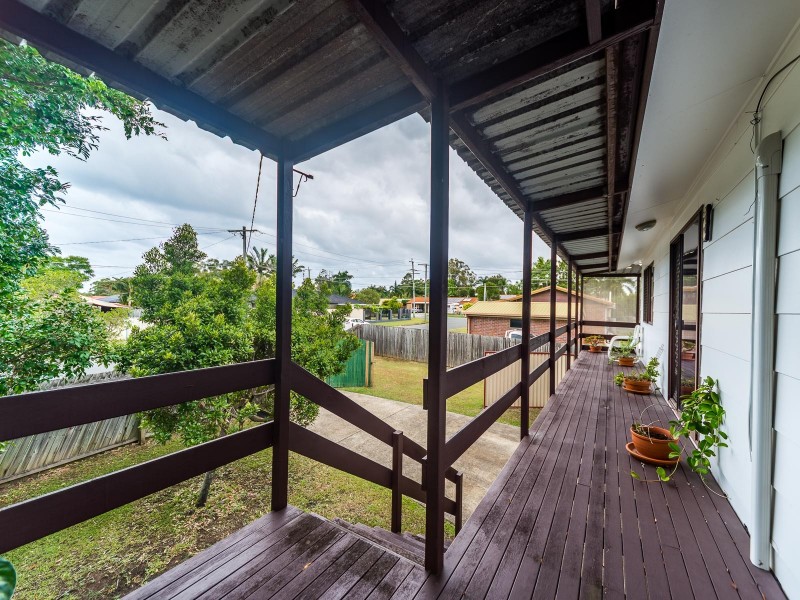 4 Millewa Court, Labrador QLD 4215