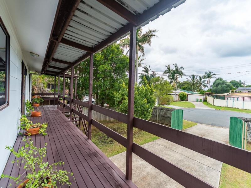 4 Millewa Court, Labrador QLD 4215