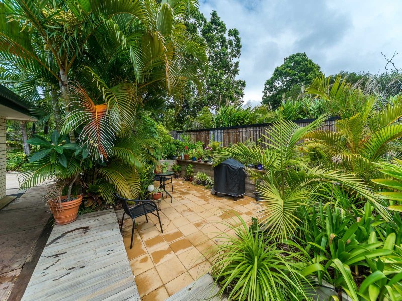 1/3 Botanical Drive, Labrador QLD 4215